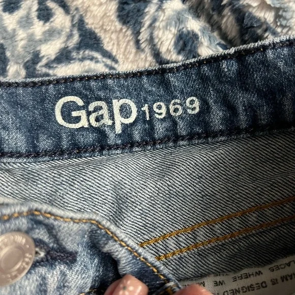 GAP shorts Sz 29 - Picture 4 of 7